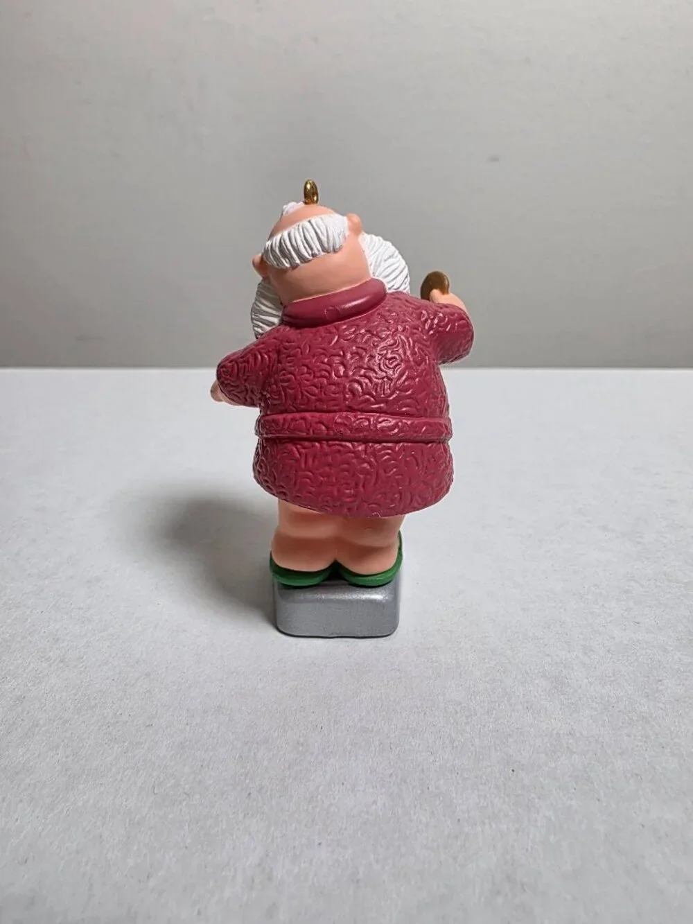 Hallmark tipping scales